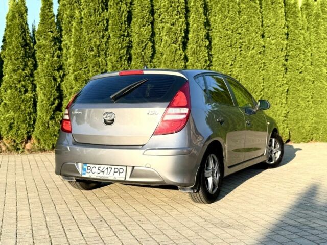 Серый Хендай i30, объемом двигателя 1.4 л и пробегом 161 тыс. км за 5999 $, фото 10 на Automoto.ua