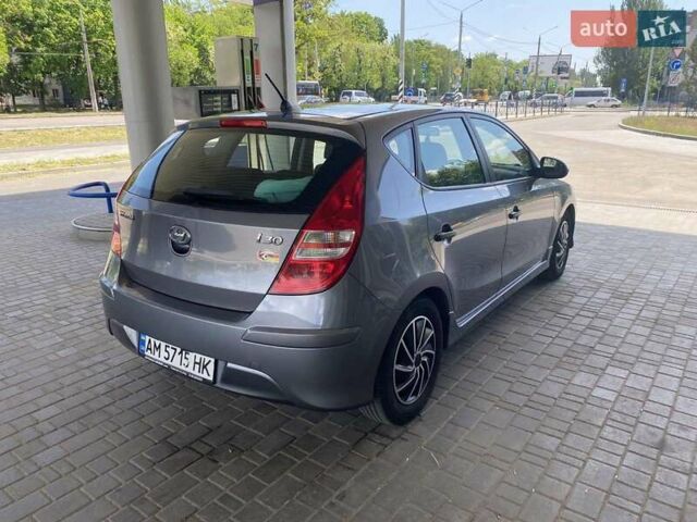 Сірий Хендай i30, об'ємом двигуна 1.4 л та пробігом 136 тис. км за 7200 $, фото 6 на Automoto.ua