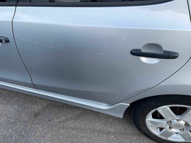 Серый Хендай i30, объемом двигателя 1.4 л и пробегом 167 тыс. км за 5600 $, фото 8 на Automoto.ua