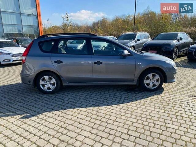 Серый Хендай i30, объемом двигателя 1.59 л и пробегом 269 тыс. км за 6500 $, фото 7 на Automoto.ua