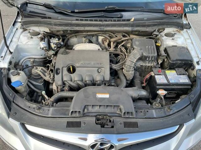 Сірий Хендай i30, об'ємом двигуна 1.4 л та пробігом 166 тис. км за 6300 $, фото 24 на Automoto.ua