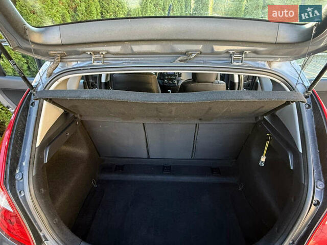 Хендай i30 2011 в Трускавце на Automoto.ua Серый Хендай i30, объемом двигателя 1.4 л и пробегом 177 тыс. км за 5950 $, фото 50 на Automoto.ua