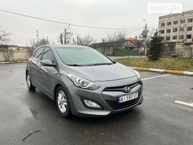 Сірий Хендай i30, об'ємом двигуна 1.6 л та пробігом 155 тис. км за 10700 $, фото 8 на Automoto.ua