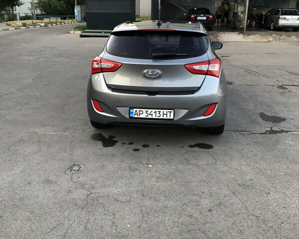 Серый Хендай i30, объемом двигателя 1.59 л и пробегом 202 тыс. км за 8500 $, фото 5 на Automoto.ua