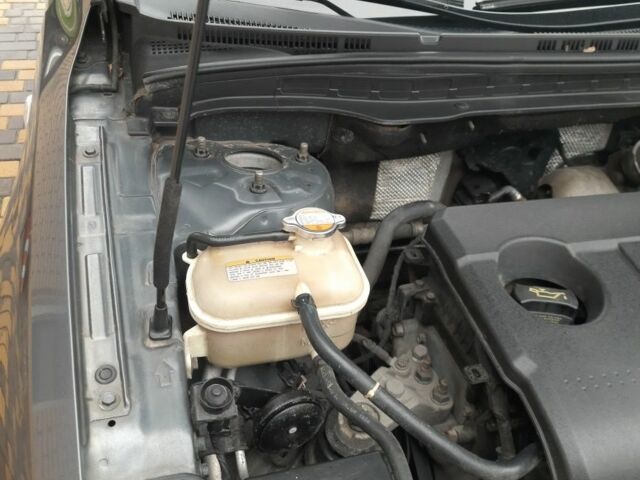 Сірий Хендай i30, об'ємом двигуна 1.6 л та пробігом 198 тис. км за 7500 $, фото 19 на Automoto.ua