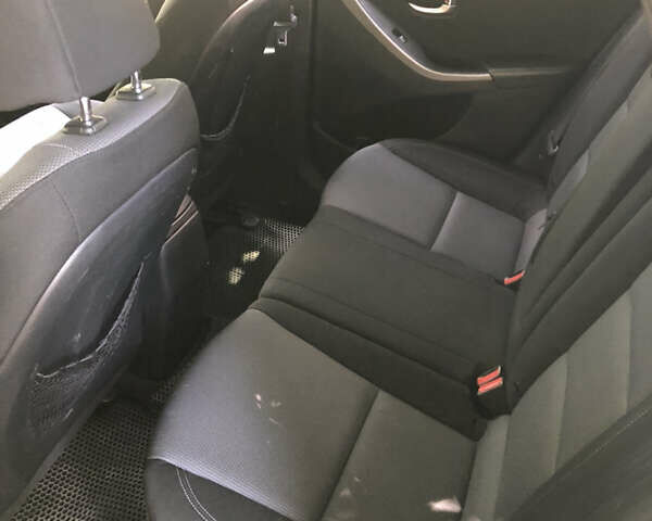 Серый Хендай i30, объемом двигателя 1.59 л и пробегом 202 тыс. км за 8500 $, фото 27 на Automoto.ua