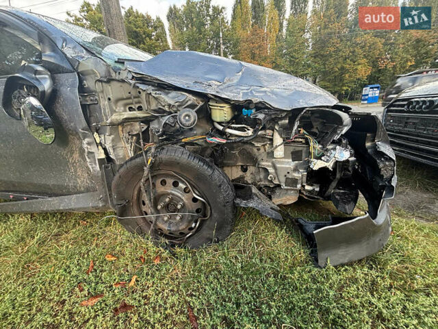 Хендай i30 2012 в Киеве на Automoto.ua Серый Хендай i30, объемом двигателя 1.58 л и пробегом 208 тыс. км за 3000 $, фото 2 на Automoto.ua