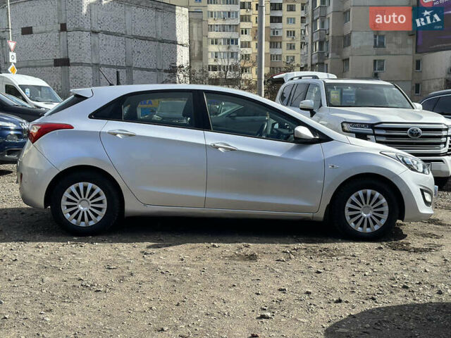 Серый Хендай i30, объемом двигателя 1.59 л и пробегом 125 тыс. км за 8600 $, фото 19 на Automoto.ua