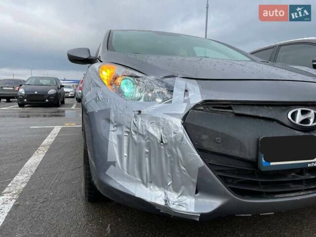 Сірий Хендай i30, об'ємом двигуна 1.59 л та пробігом 196 тис. км за 8900 $, фото 10 на Automoto.ua