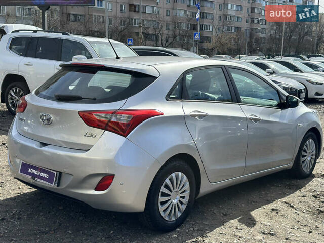 Серый Хендай i30, объемом двигателя 1.59 л и пробегом 125 тыс. км за 8600 $, фото 20 на Automoto.ua