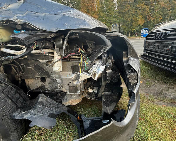 Хендай i30 2012 в Киеве на Automoto.ua Серый Хендай i30, объемом двигателя 1.58 л и пробегом 208 тыс. км за 3000 $, фото 4 на Automoto.ua