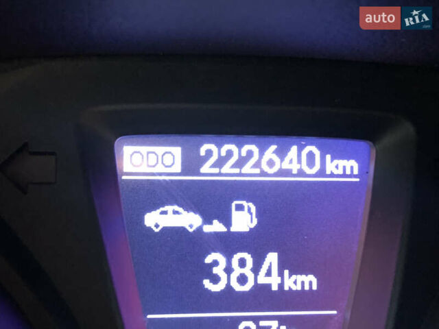 Серый Хендай i30, объемом двигателя 1.4 л и пробегом 223 тыс. км за 9000 $, фото 39 на Automoto.ua