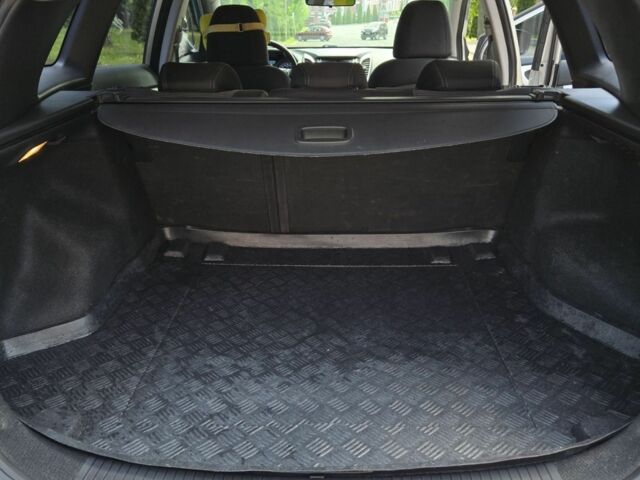 Серый Хендай i30, объемом двигателя 1.6 л и пробегом 146 тыс. км за 10400 $, фото 2 на Automoto.ua