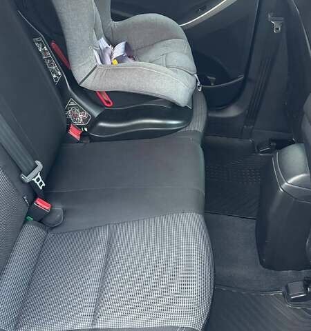 Серый Хендай i30, объемом двигателя 1.4 л и пробегом 59 тыс. км за 9700 $, фото 9 на Automoto.ua