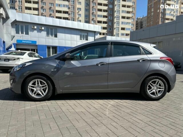 Серый Хендай i30, объемом двигателя 1.4 л и пробегом 76 тыс. км за 9940 $, фото 9 на Automoto.ua