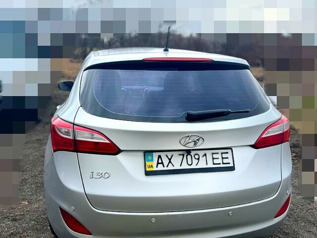 Хендай i30 2013 в Харькове на Automoto.ua Серый Хендай i30, объемом двигателя 1.4 л и пробегом 123 тыс. км за 8500 $, фото 3 на Automoto.ua