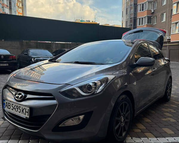 Серый Хендай i30, объемом двигателя 1.4 л и пробегом 120 тыс. км за 9200 $, фото 10 на Automoto.ua