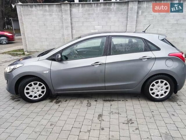 Серый Хендай i30, объемом двигателя 1.4 л и пробегом 77 тыс. км за 9100 $, фото 24 на Automoto.ua