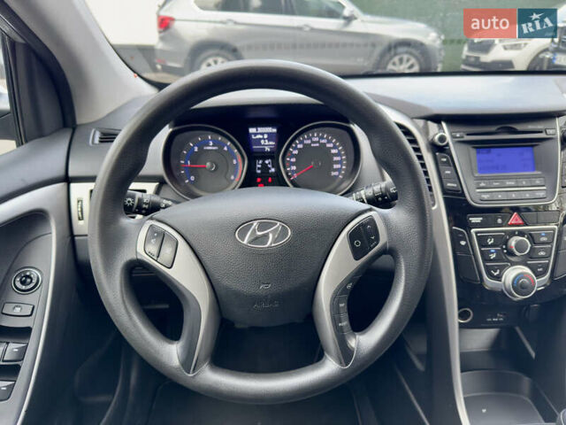 Хендай i30 2014 в Киеве на Automoto.ua Серый Хендай i30, объемом двигателя 1.4 л и пробегом 203 тыс. км за 7900 $, фото 17 на Automoto.ua
