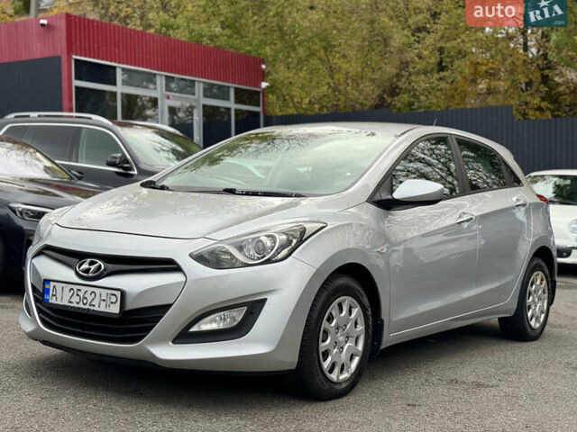 Хендай i30 2014 в Киеве на Automoto.ua Серый Хендай i30, объемом двигателя 1.4 л и пробегом 203 тыс. км за 7900 $, фото 2 на Automoto.ua
