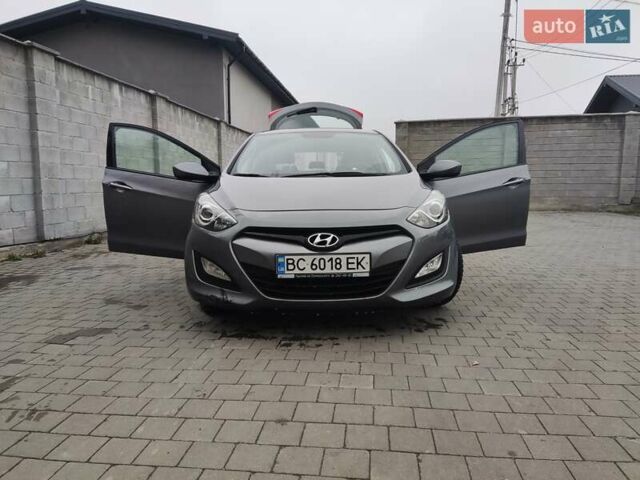 Серый Хендай i30, объемом двигателя 1.4 л и пробегом 77 тыс. км за 9100 $, фото 16 на Automoto.ua