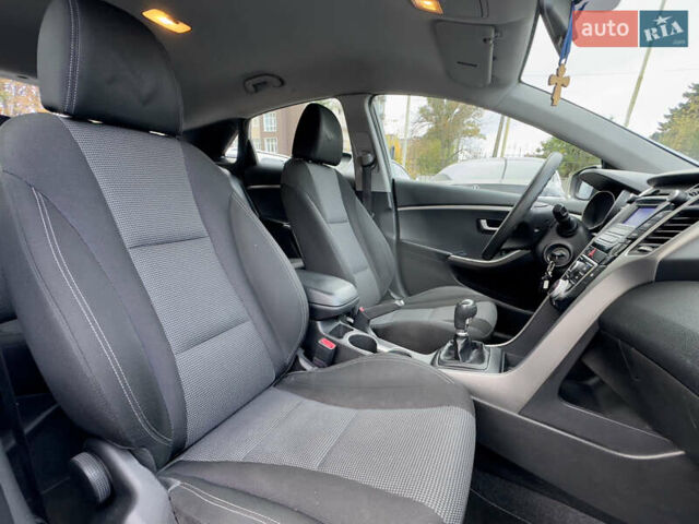 Хендай i30 2014 в Киеве на Automoto.ua Серый Хендай i30, объемом двигателя 1.4 л и пробегом 203 тыс. км за 7900 $, фото 12 на Automoto.ua