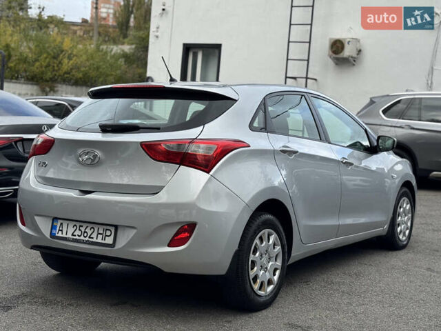 Хендай i30 2014 в Киеве на Automoto.ua Серый Хендай i30, объемом двигателя 1.4 л и пробегом 203 тыс. км за 7900 $, фото 3 на Automoto.ua