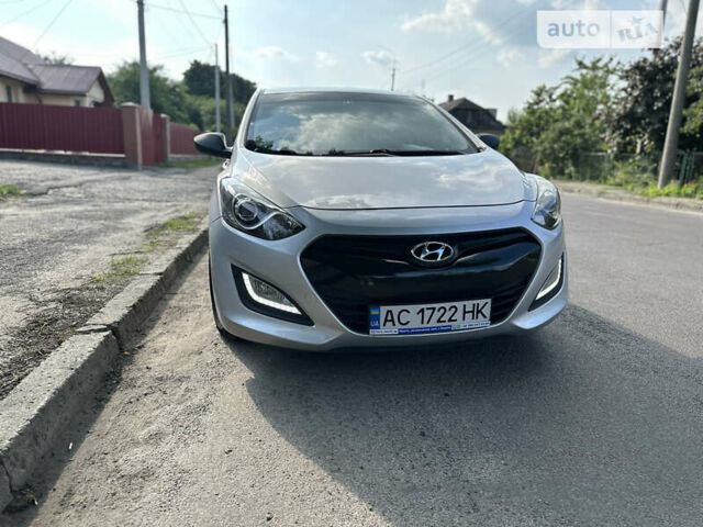 Серый Хендай i30, объемом двигателя 1.4 л и пробегом 241 тыс. км за 7600 $, фото 19 на Automoto.ua