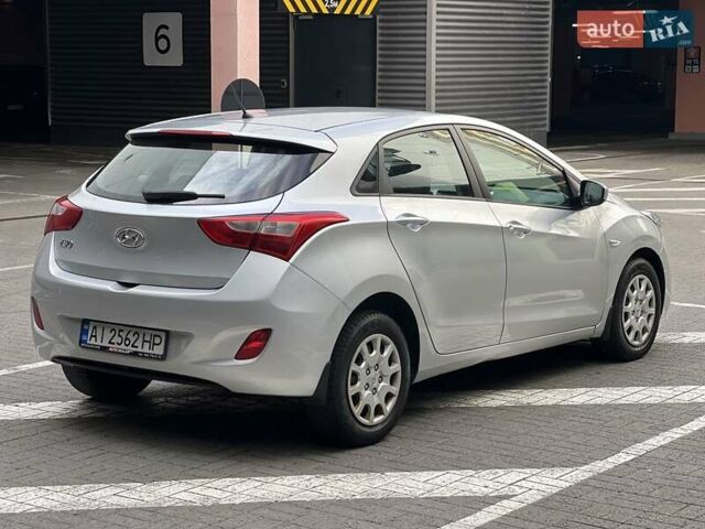Серый Хендай i30, объемом двигателя 1.4 л и пробегом 203 тыс. км за 8500 $, фото 8 на Automoto.ua