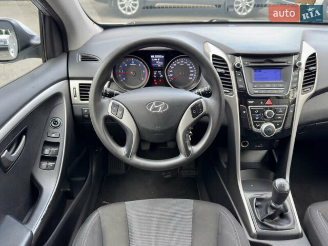 Хендай i30 2014 в Киеве на Automoto.ua Серый Хендай i30, объемом двигателя 1.4 л и пробегом 203 тыс. км за 7900 $, фото 16 на Automoto.ua