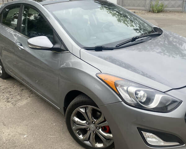 Серый Хендай i30, объемом двигателя 2 л и пробегом 179 тыс. км за 11000 $, фото 7 на Automoto.ua