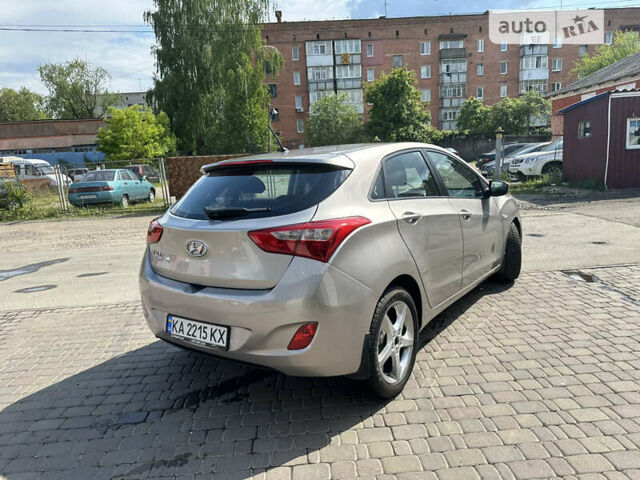 Сірий Хендай i30, об'ємом двигуна 1.4 л та пробігом 207 тис. км за 8999 $, фото 8 на Automoto.ua