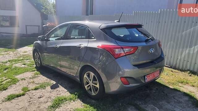 Серый Хендай i30, объемом двигателя 1.6 л и пробегом 160 тыс. км за 12500 $, фото 2 на Automoto.ua