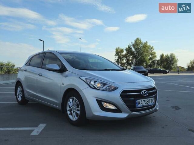 Серый Хендай i30, объемом двигателя 1.59 л и пробегом 83 тыс. км за 13500 $, фото 16 на Automoto.ua