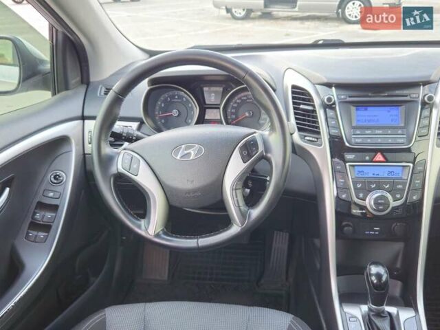 Серый Хендай i30, объемом двигателя 1.59 л и пробегом 83 тыс. км за 13500 $, фото 26 на Automoto.ua