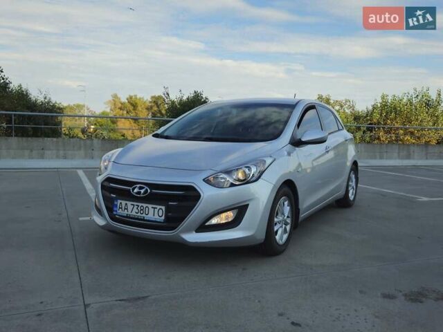 Серый Хендай i30, объемом двигателя 1.59 л и пробегом 83 тыс. км за 13500 $, фото 15 на Automoto.ua