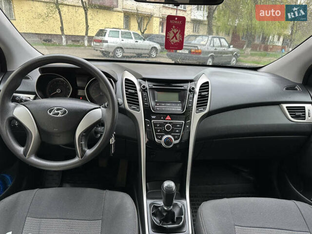 Серый Хендай i30, объемом двигателя 1.37 л и пробегом 130 тыс. км за 8800 $, фото 27 на Automoto.ua