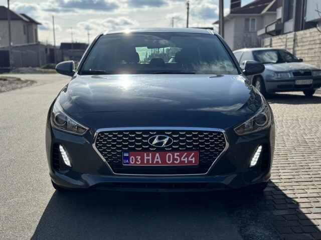 Серый Хендай i30, объемом двигателя 2 л и пробегом 89 тыс. км за 13100 $, фото 1 на Automoto.ua