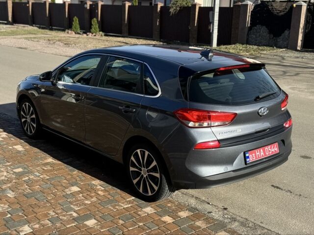 Серый Хендай i30, объемом двигателя 2 л и пробегом 89 тыс. км за 13100 $, фото 4 на Automoto.ua