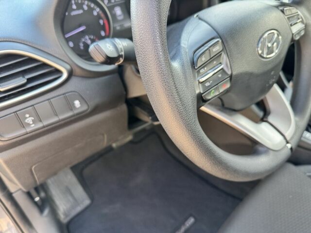 Серый Хендай i30, объемом двигателя 2 л и пробегом 89 тыс. км за 13100 $, фото 13 на Automoto.ua