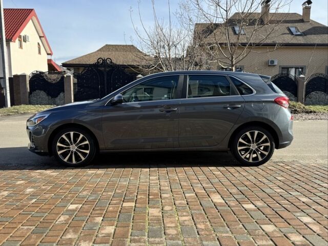 Серый Хендай i30, объемом двигателя 2 л и пробегом 89 тыс. км за 13100 $, фото 3 на Automoto.ua