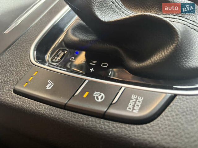 Сірий Хендай i30, об'ємом двигуна 1.35 л та пробігом 71 тис. км за 17000 $, фото 14 на Automoto.ua