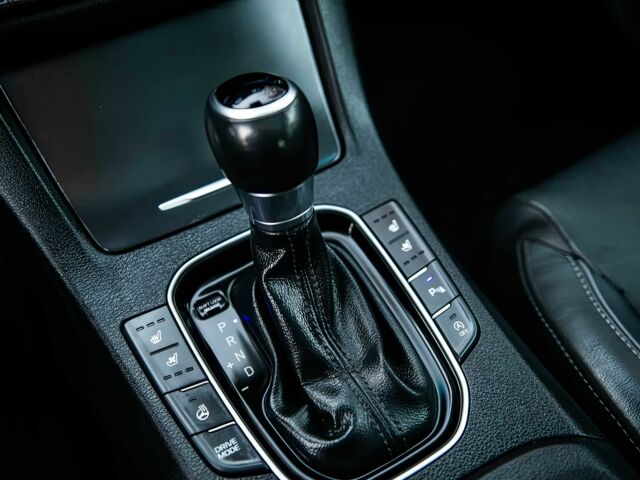 Серый Хендай i30, объемом двигателя 1.4 л и пробегом 30 тыс. км за 5599 $, фото 9 на Automoto.ua