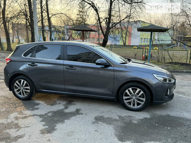 Сірий Хендай i30, об'ємом двигуна 1.59 л та пробігом 72 тис. км за 16400 $, фото 3 на Automoto.ua