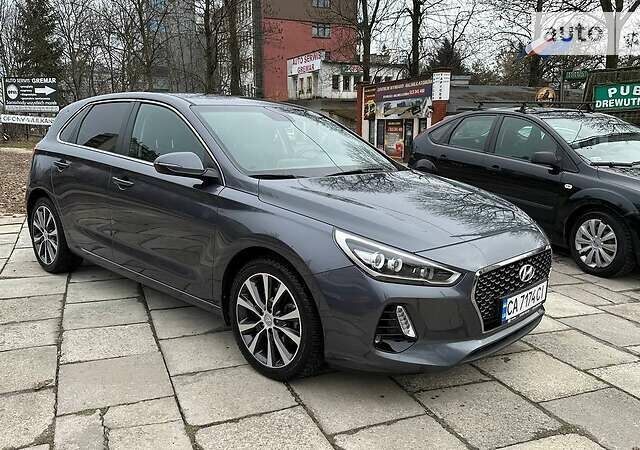 Серый Хендай i30, объемом двигателя 1.6 л и пробегом 21 тыс. км за 16500 $, фото 6 на Automoto.ua