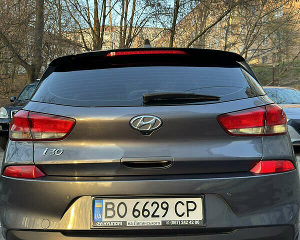 Сірий Хендай i30, об'ємом двигуна 1.59 л та пробігом 72 тис. км за 16400 $, фото 7 на Automoto.ua