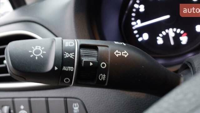 Серый Хендай i30, объемом двигателя 1.5 л и пробегом 50 тыс. км за 15700 $, фото 13 на Automoto.ua