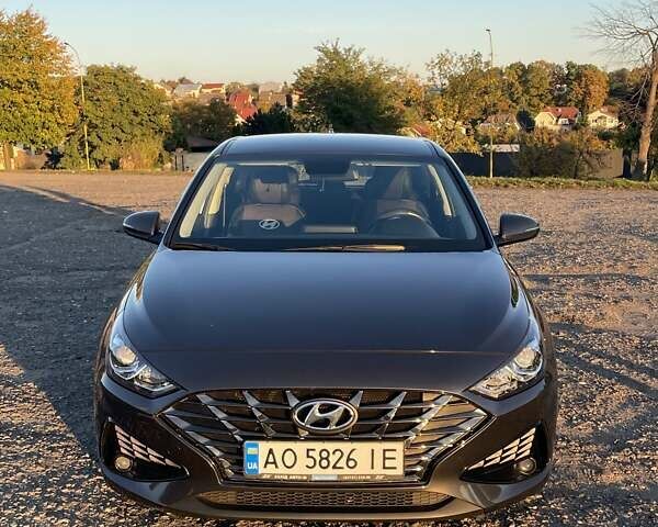 Серый Хендай i30, объемом двигателя 1.5 л и пробегом 72 тыс. км за 17800 $, фото 13 на Automoto.ua