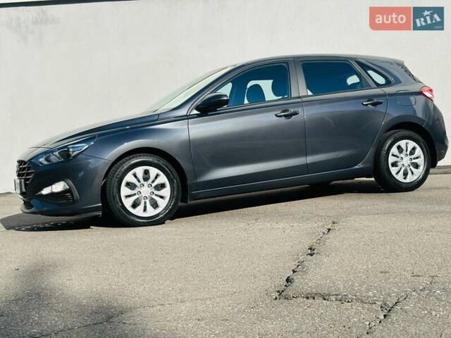 Сірий Хендай i30, об'ємом двигуна 1.5 л та пробігом 78 тис. км за 16900 $, фото 5 на Automoto.ua