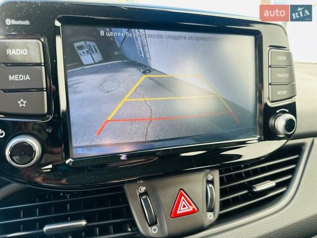 Сірий Хендай i30, об'ємом двигуна 1.5 л та пробігом 78 тис. км за 16900 $, фото 57 на Automoto.ua
